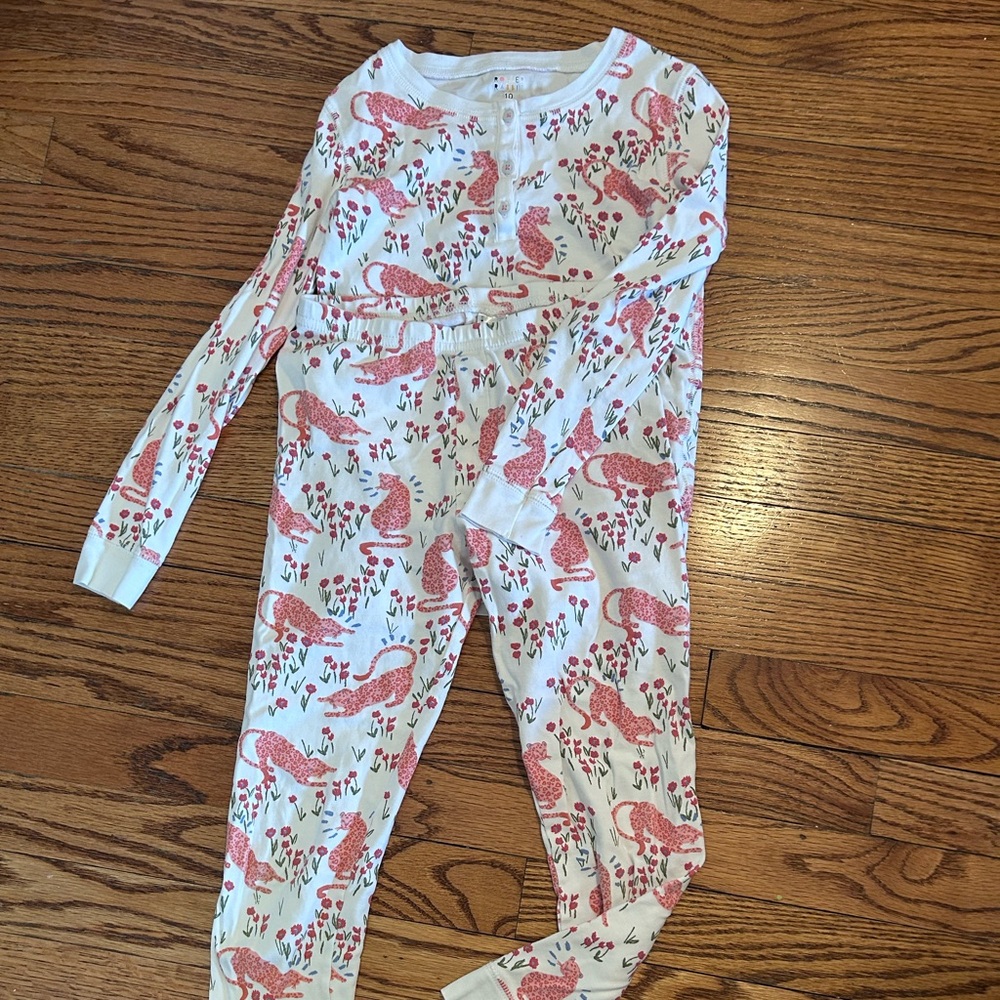 Roller Rabbit Cheeta Garden pajamas